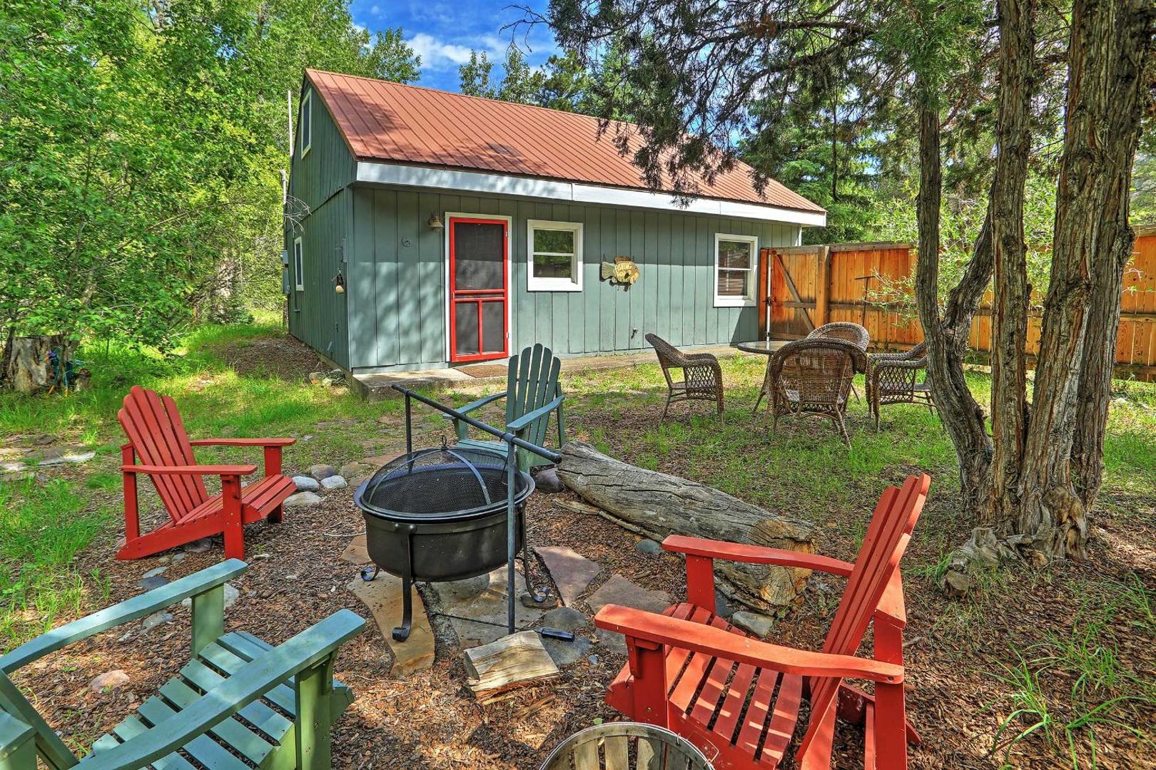 Cabin in Beautiful Setting Between Ouray and Ridgway